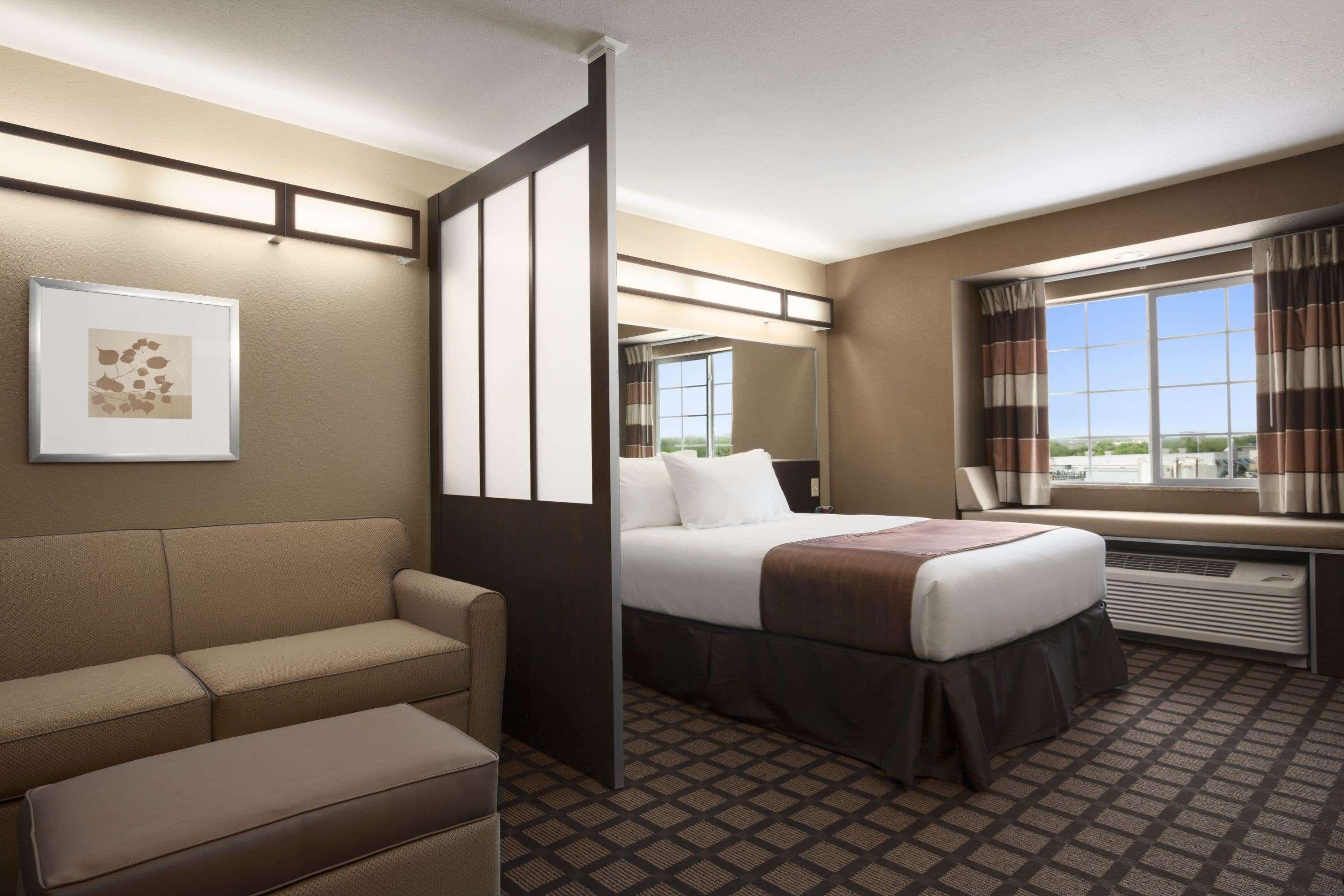 Microtel Inn & Suites Kenedy Экстерьер фото